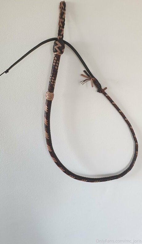 mc joris ヌード女優 ギャラリー