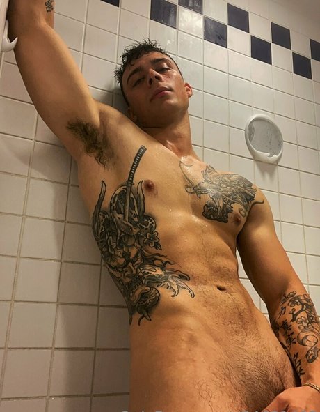 itsreallyyjj ヌードスター 写真