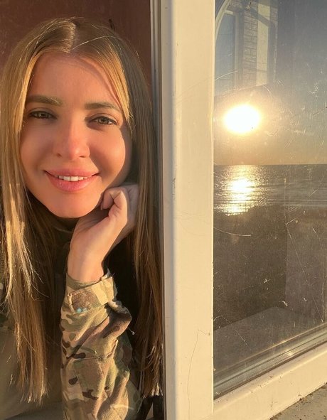 美しいベイビーオンリーファンズ ホットセックス 写真