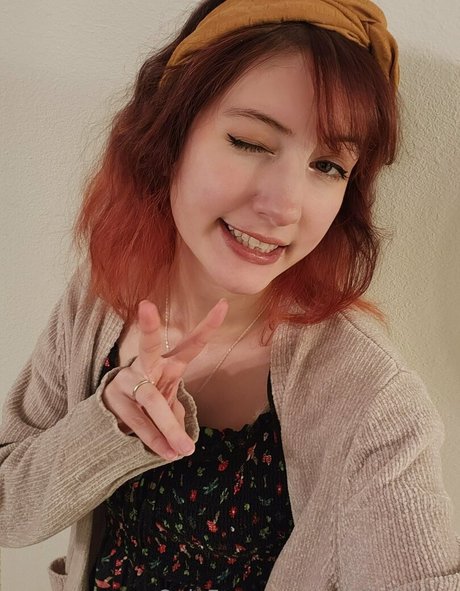 valvestia 最高のポルノスター 写真