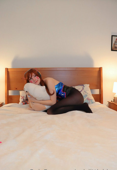 巨乳熟女オンリーファンズ ポルノグラフィック 画像