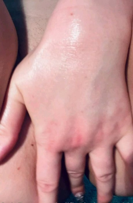 hellfire holywater111 アートモデル 写真