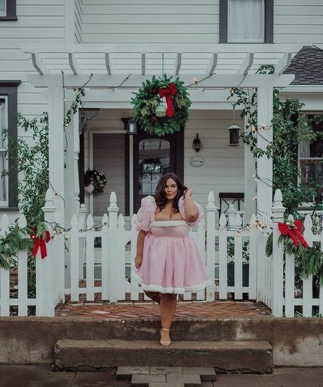 キャスティングオンリーファンズ セクシー 写真