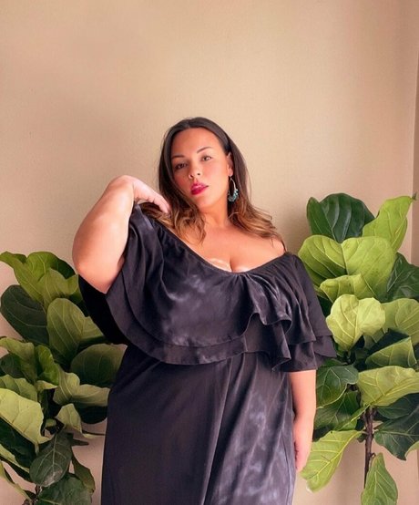 白人BBW オンリーファンズ えろ 写真