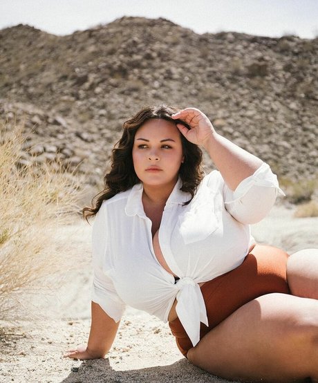 Nicole Denise Johansson ポルノモデル 写真