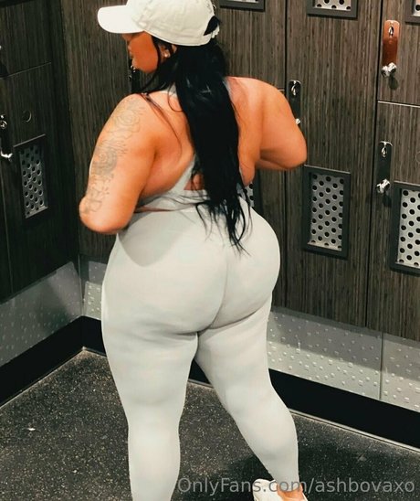 小柄な足オンリーファンズ 無料セクシー 写真