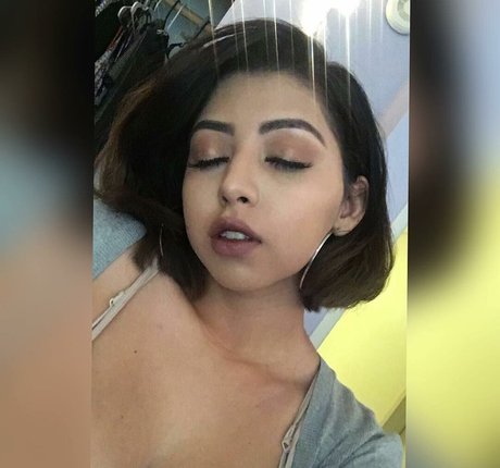 Sadd Pup xxxモデル ギャラリー