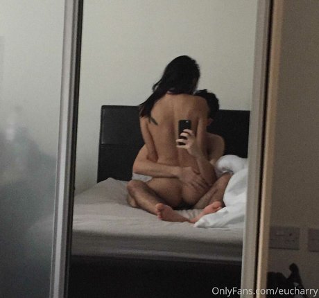 巨乳ランジェリーオンリーファンズ トップ ギャラリー