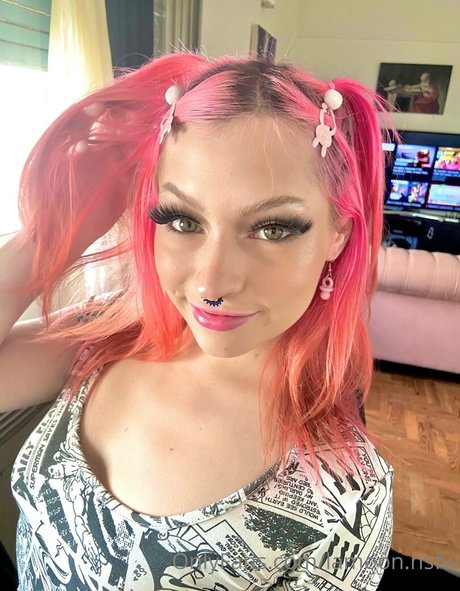 タンオンリーファン 無料セクシー ギャラリー