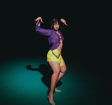 Nathy Peluso かわいいポルノスター 写真