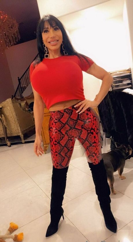 avadevine 素敵な女優 画像