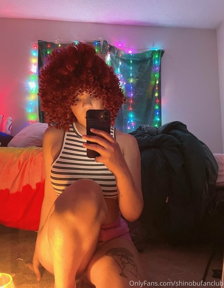 ぽっちゃりブロンドのオンリーファンズ xxx 写真