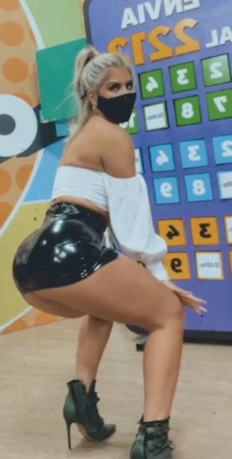 Sole Cardozo ヌードスター アーカイブ