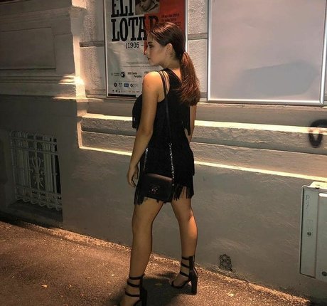 pasenciuc karina ホットモデル 写真