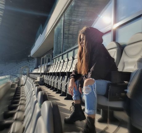 pasenciuc karina 限定スター 写真