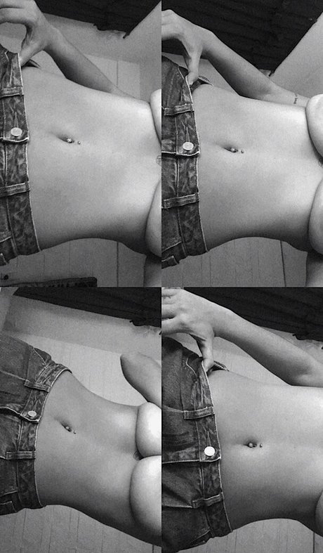 金髪オナニーオンリーファンズ アートヌード 写真