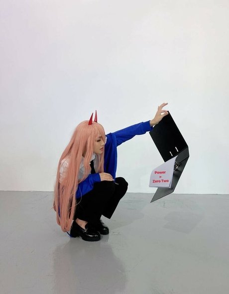 Reakami ポルノスター エロティック 写真