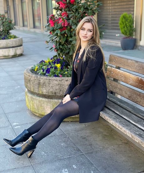 アナル乱交オンリーファンズ ポルノグラフィック 写真