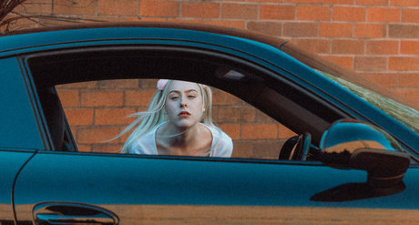 膝オンリーファン 無料ポルノ 画像