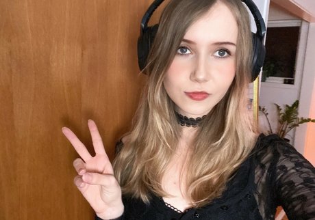 オンリーファンズを崇拝する 無料ポルノ アーカイブ