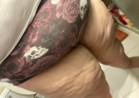 ビキニモデルオンリーファンズ ヌード 写真