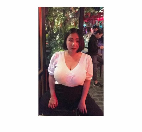 Phiromya Pangyouk 完璧なモデル 画像