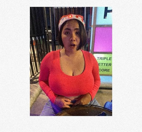 黒檀の熟女オンリーファンズ セクシーxxx 画像