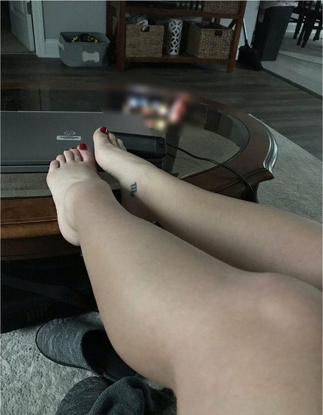 lilsmirk xxxモデル 写真