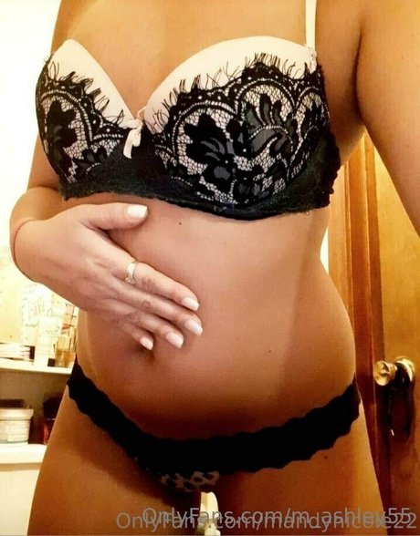 マッサージセラピストオンリーファンズ 無料エロ 写真