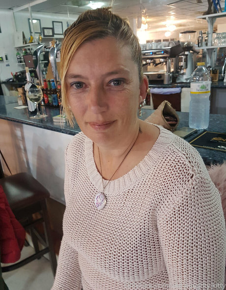 プッシー尻オンリーファンズ アート裸 ギャラリー