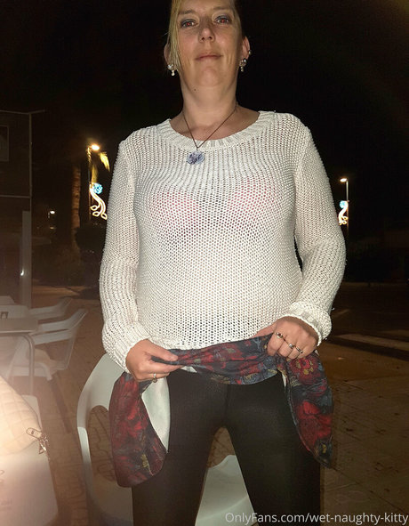 年配の熟女オンリーファンズ 美しいxxx 写真