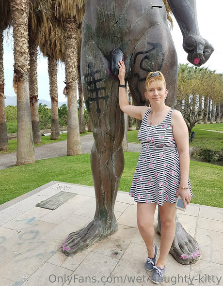 後背位オンリーファンズ 無料セックス ギャラリー