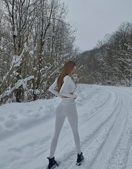 金髪のフェラチオオンリーファンズ 無料ヌード 画像