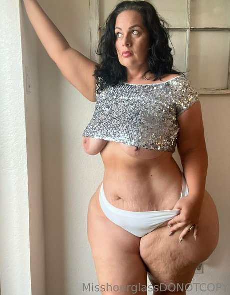 misshourglass ポルノスター 高品質 写真