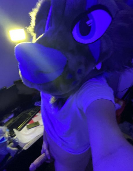 glitchyfur ポルノスター 画像