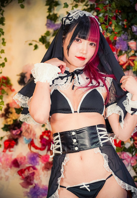 巨乳オナニーオンリーファンズ トップ ギャラリー