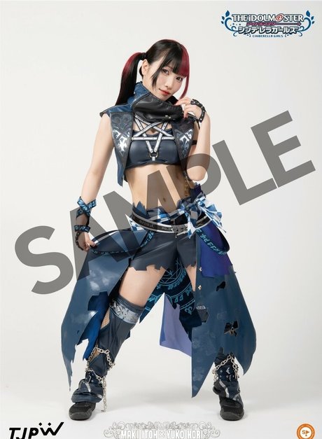 最もホットなティーンオンリーファン セクシー裸 写真