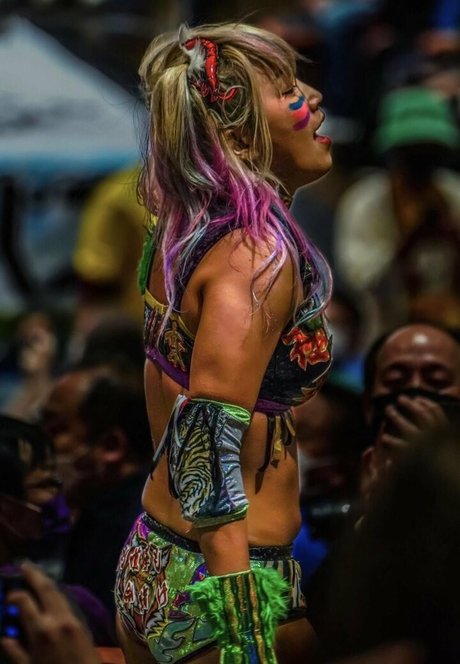 巨乳熟女オンリーファンズ 無料ポルノ 写真