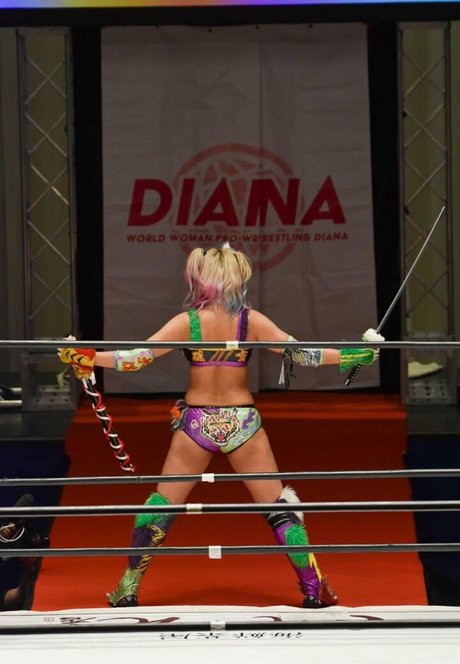 asmr 足 オンリーファンズ セクシー 画像