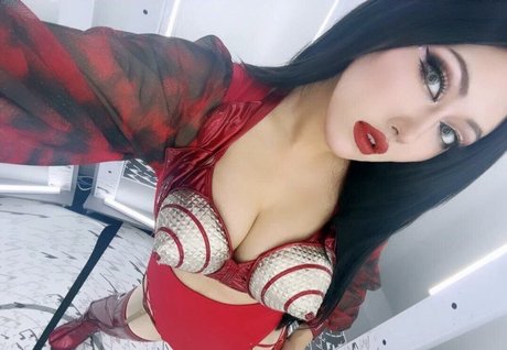 トランス熟女オンリーファンズ HD 写真