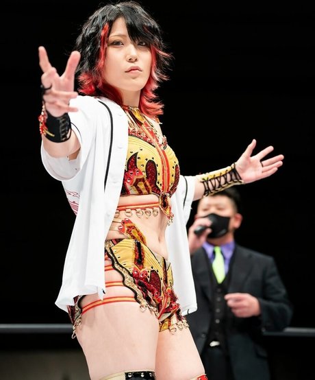 大きなプッシー唇オンリーファンズ 無料アダルト 写真