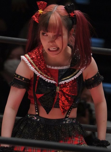 裸の女の子オンリーファンズ エロチック 写真