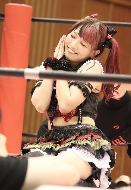 フィットネスガールズオンリーファンズ セクシー裸 ギャラリー