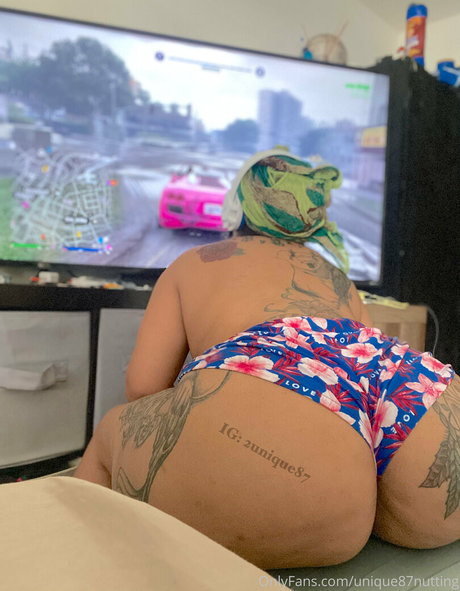 unique87nutting ホットなスター 写真