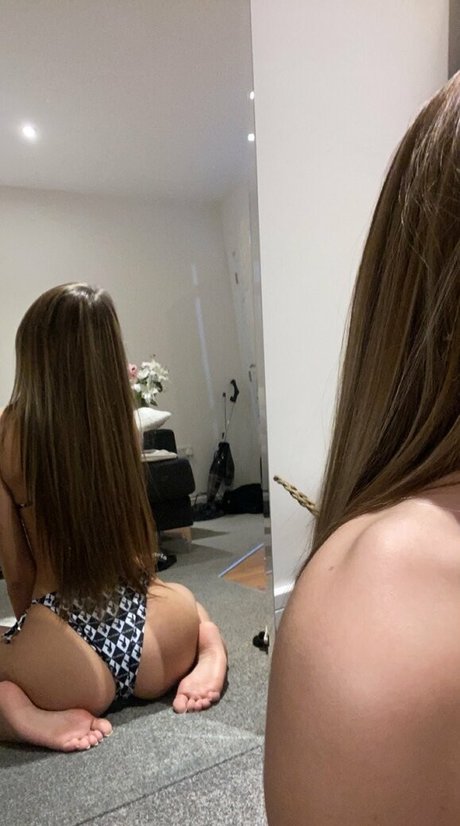 Yulka Garczarek セクシーなポルノスター 写真