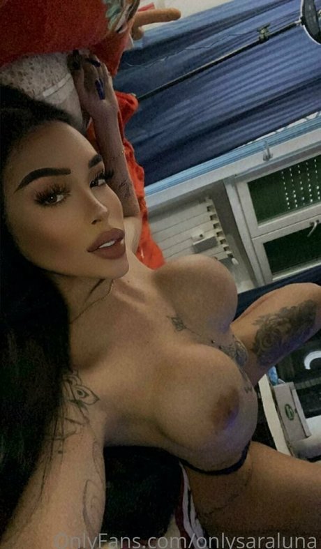 Sara Luna トップスター ギャラリー