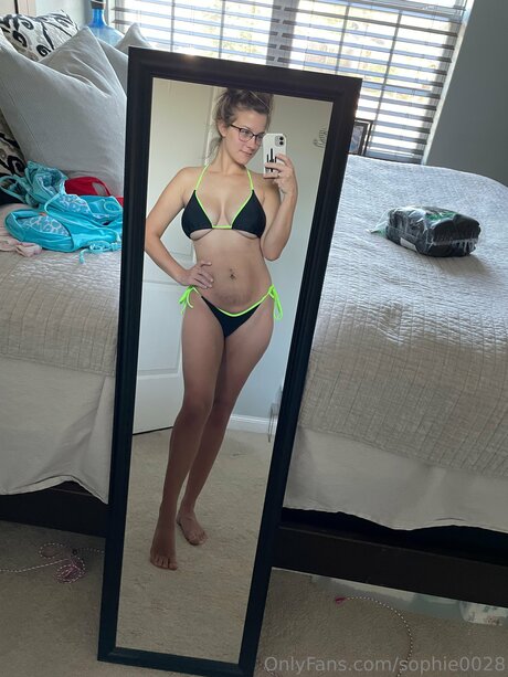 巨乳熟女オンリーファンズ ホット裸 ギャラリー