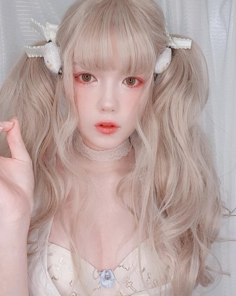 Tsuruko The Alien トップスター 写真