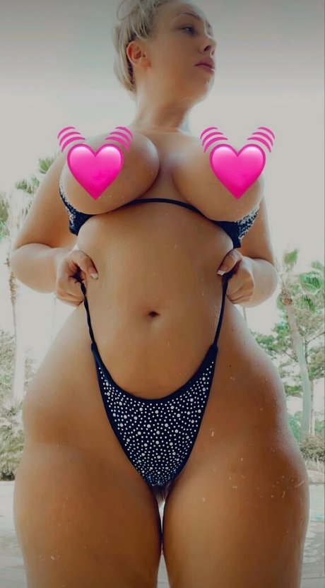 コスプレオナニーオンリーファンズ 無料裸 画像