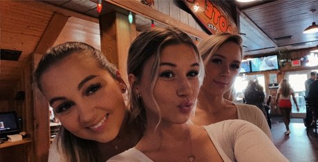 Rilee Beltramea ホットなスター 写真